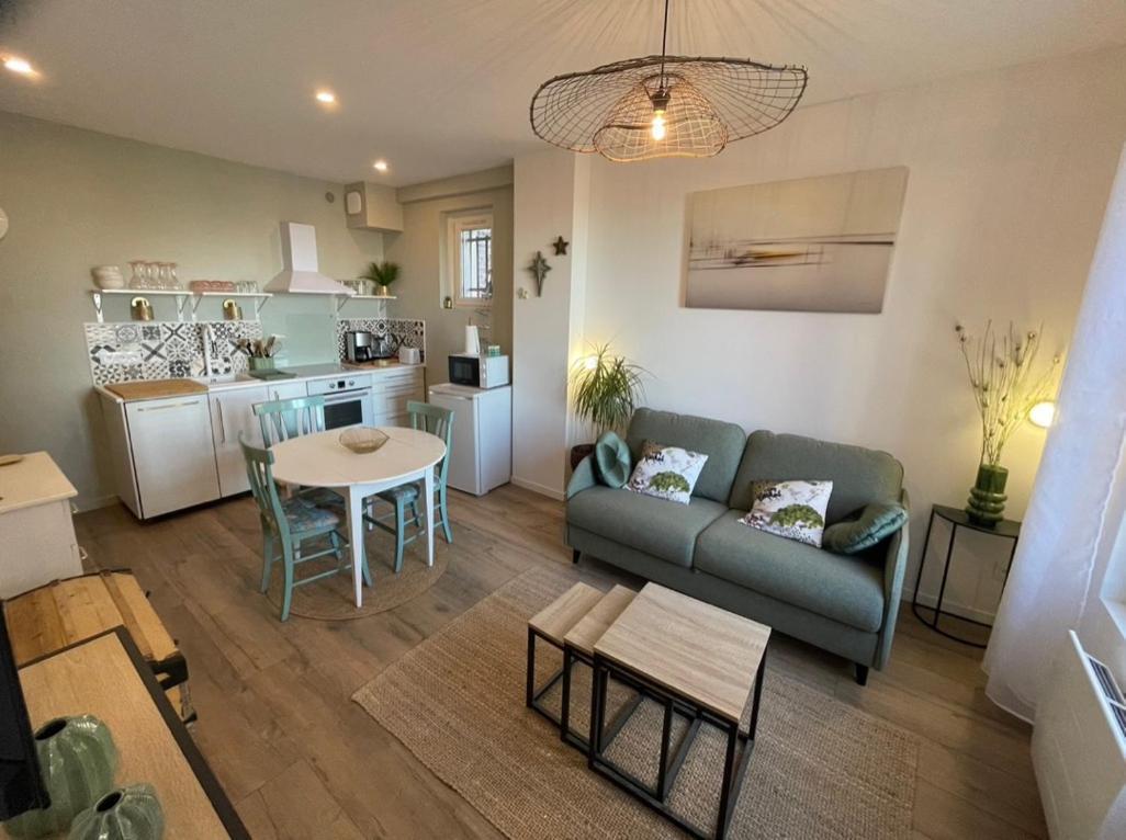 La Belle Etoile Apartment Ault Bagian luar foto