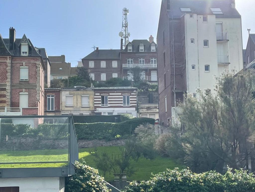 La Belle Etoile Apartment Ault Bagian luar foto