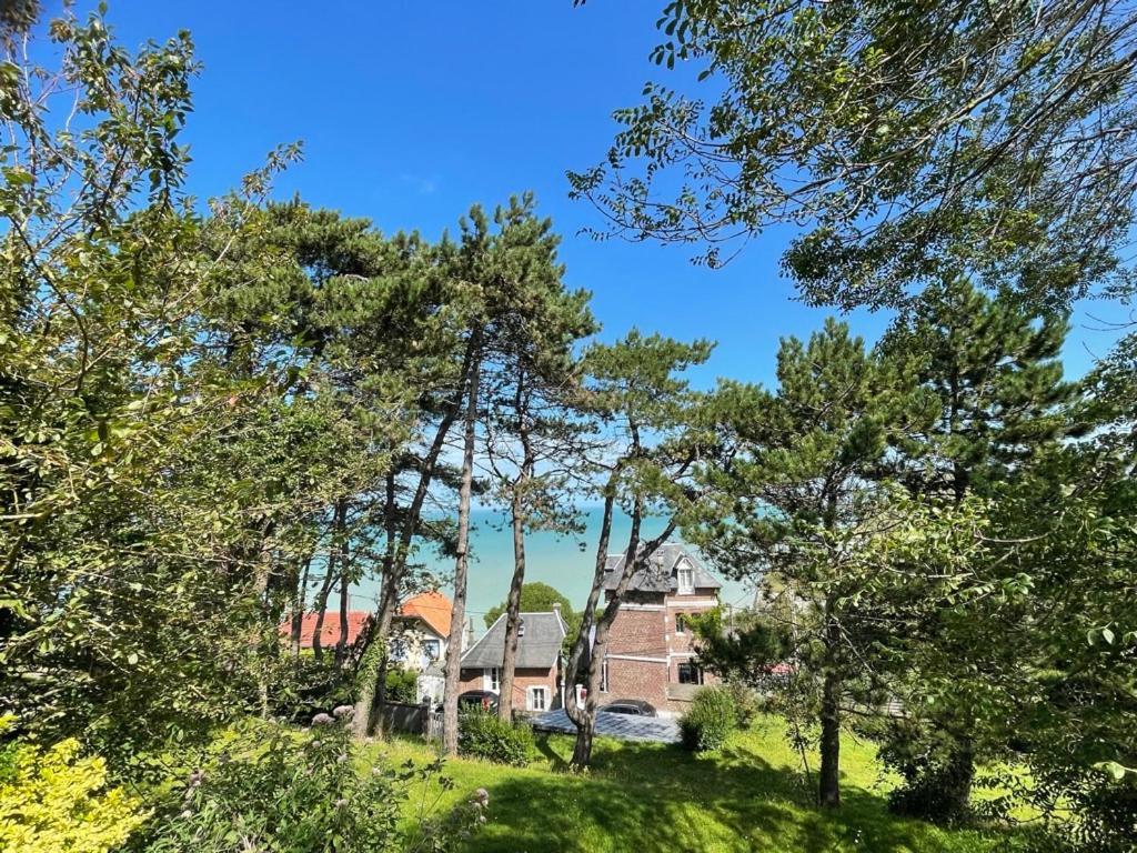 La Belle Etoile Apartment Ault Bagian luar foto